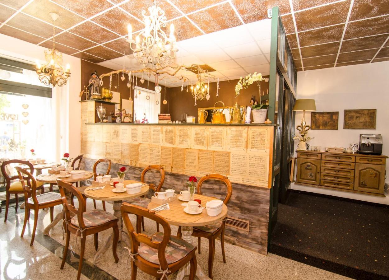 Trubarjev Art Boutique Hotel Lasko Ngoại thất bức ảnh