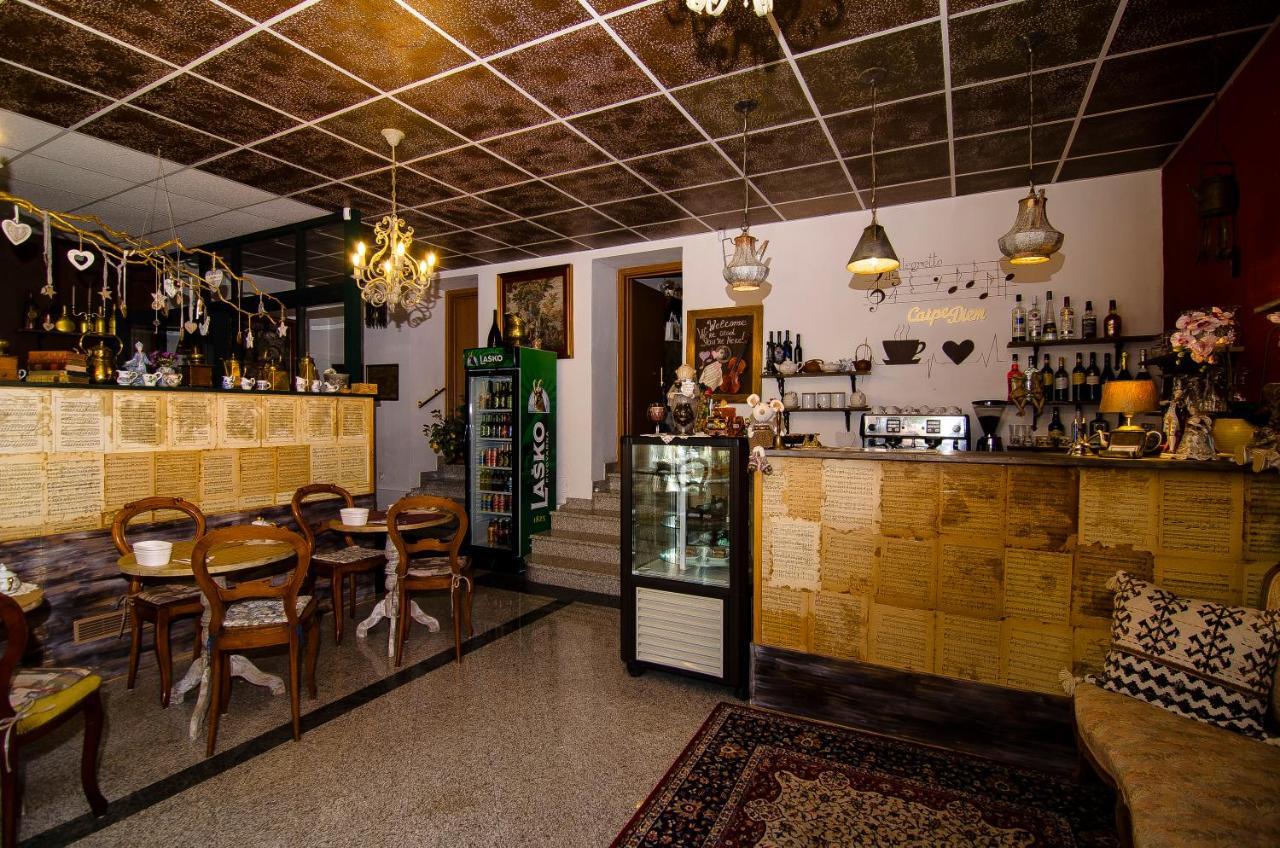 Trubarjev Art Boutique Hotel Lasko Ngoại thất bức ảnh