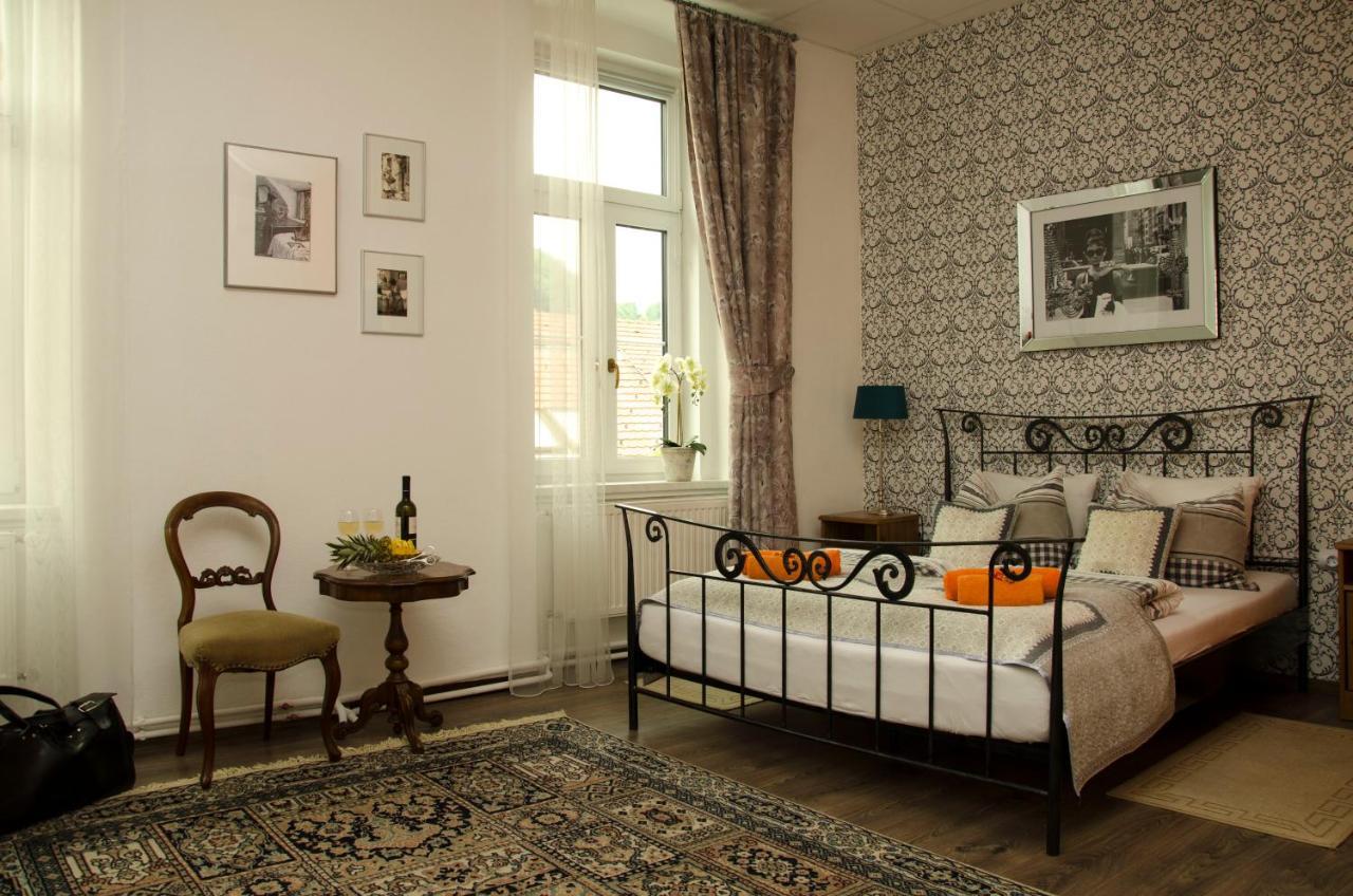 Trubarjev Art Boutique Hotel Lasko Ngoại thất bức ảnh